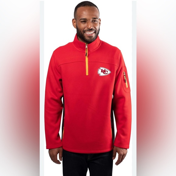 NFL team apparel Men's Quarter-Zip Pullover Sweatshirt with Zipper Pockets - Picture 1 of 15
